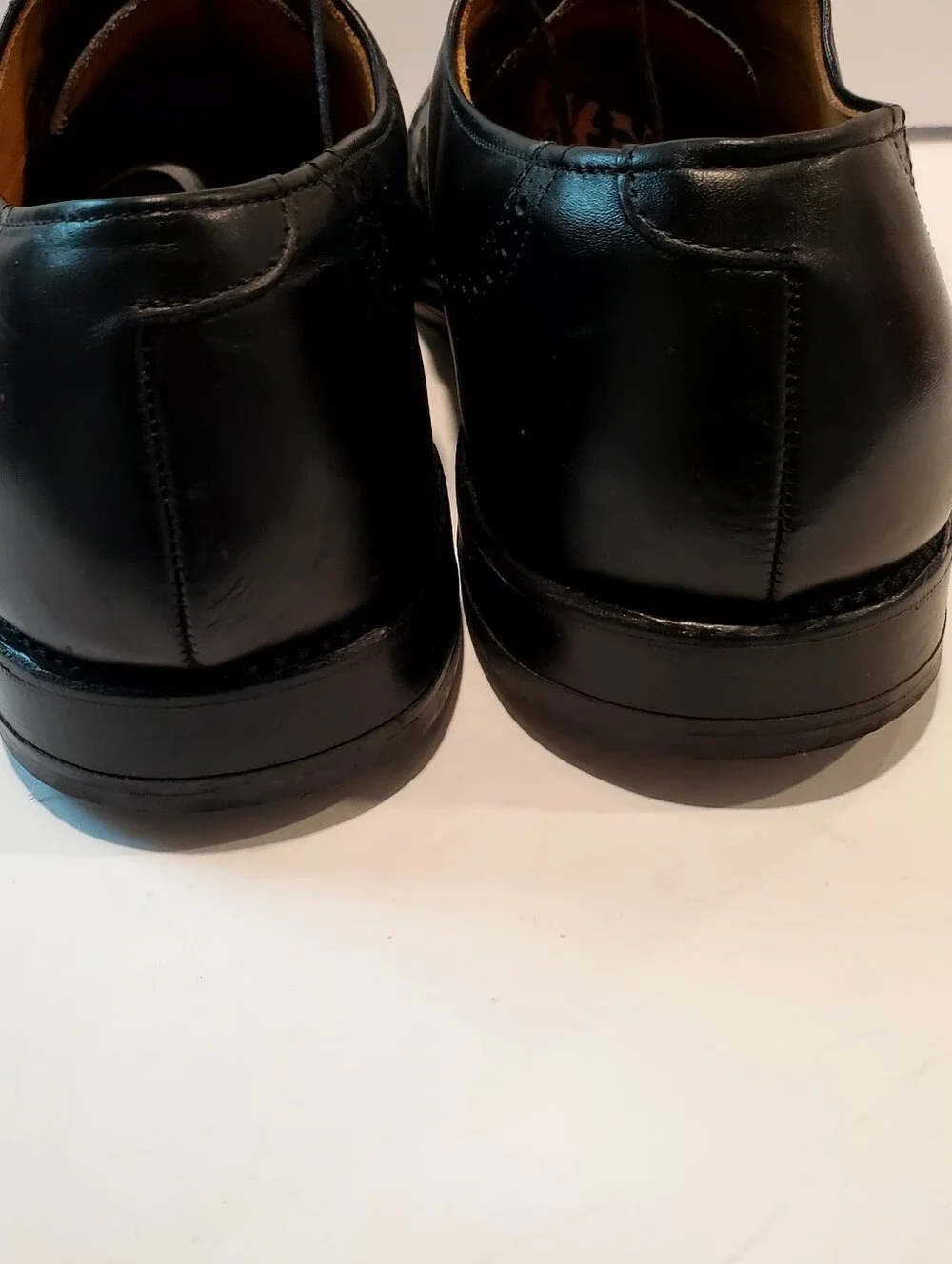 Allen Edmonds polished versatile